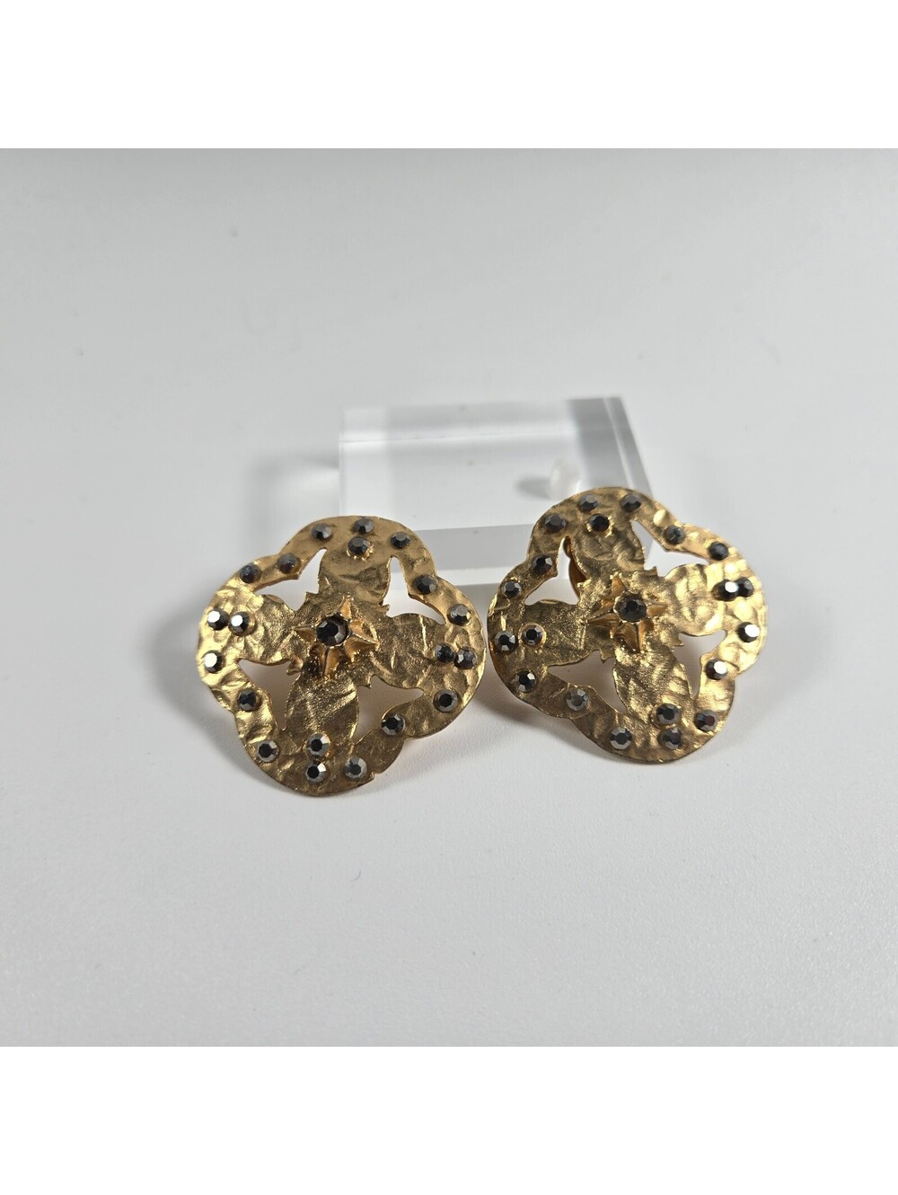 Vintage Hammered Gold Tone Clip On Earrings Black Rhinestone Openwork Statement